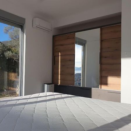 Beautiful Apartment In Tivat Kültér fotó